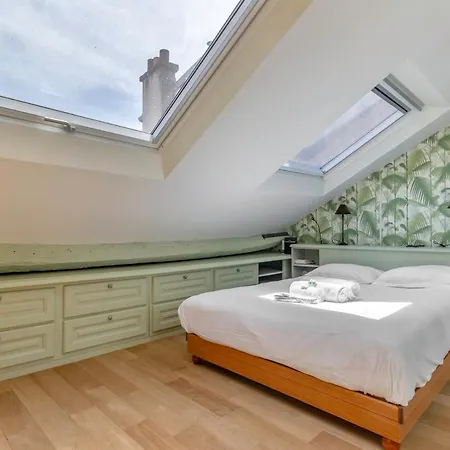 Apartment Duplex Marais - 2 Chambres, 5 Lignes Metro *