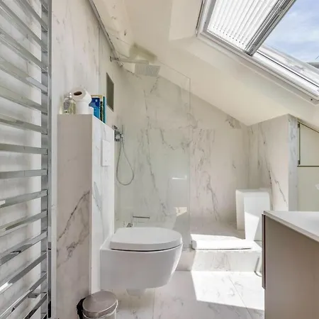 Duplex Marais - 2 Chambres, 5 Lignes Metro Paris