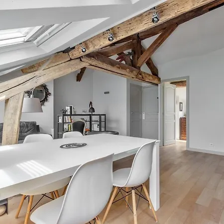 Duplex Marais - 2 Chambres, 5 Lignes Metro * Paris